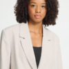 ICHI IHFAVA loose-fit blazer in Dove Melange met lange mouwen, reverskraag en klepzakken