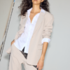 ICHI IHFAVA loose-fit blazer in Dove Melange met lange mouwen, reverskraag en klepzakken