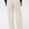 Witte Saint Tropez barrel jeans met hoge taille en losse pijpen gedragen in een casual outfit.