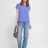 Bestseller ICHI Rebel t-shirt in Wedgewood. Gestyled op een jeans.