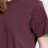 Palmer basic t-shirt in de kleur Vineyard Wine. Detailfoto mouw.