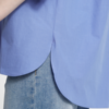 Lichtblauwe oversized blouse van ICHI met 3/4-mouwen, klassieke kraag en relaxte pasvorm