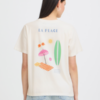 Gebroken-wit ICHI T-shirt van katoen met roze schelp op de borst en kleurrijke La Plage print op de achterkant.