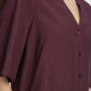 20126890_191623_360 Wijnrode ICHI blouse met V-hals, knoopsluiting en korte wijde mouwen in een soepelvallende viscosemix.