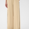 Saint Tropez SueSZ Pants met wijde pijpen, elastische tailleband met trekkoord en contrasterende zijbiezen.