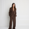 Bruine wide leg pantalon van ICHI met elastische tailleband, lange rechte pijpen en een nette, stijlvolle fit.