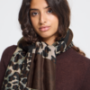 20126781_190915_350 ICHI IAEdeline Scarf in Coffee Bean met patchwork dierenprint in bruin, beige en zwart.