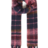 ICHI IADelia Scarf in Zinfandel met een wijnrood, roze, donkerblauw en bruin ruitdessin en franjes.
