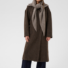 30515236_1813061_400 Saint Tropez AlulluSZ Scarf in Iron Melange Brown met een royale driehoekige vorm.