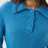 30515441_1740321_350 Saint Tropez TabbathaSZ loose-fit pullover in Lichen Blue Melange met polokraag, knopen en lange mouwen
