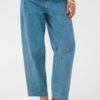 30515477_600104_500 Saint Tropez TeraSZ loose-fit jeans in Medium Blue Denim met hoge taille en rechte cropped pijpen.