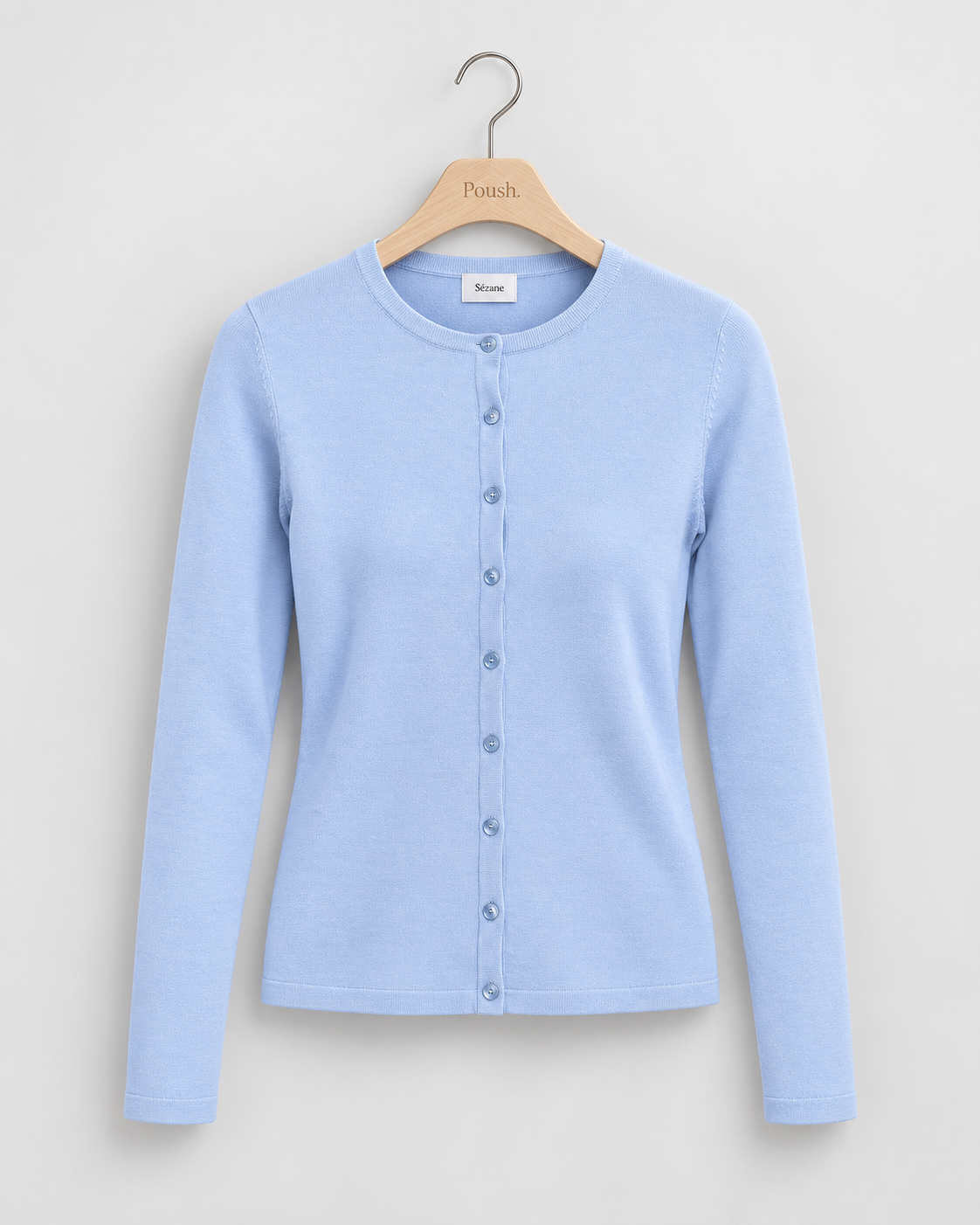 Saint Tropez MilaSZ fijngebreid damesvest met ronde hals, lange mouwen en knoopsluiting.