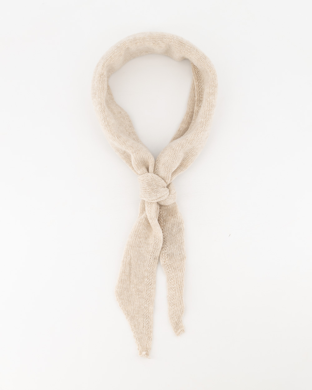 Teatro Kaia gebreide driehoeksjaal van een zachte cashmere blend.