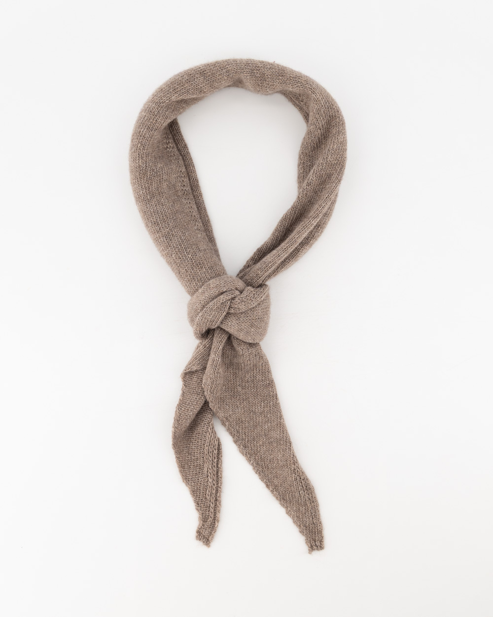 Teatro Kaia gebreide driehoeksjaal van een zachte cashmere blend.
