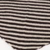 Kaia streep bruin 3 Teatro Kaia gebreide driehoeksjaal van een zachte cashmere blend.