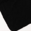 Kaia uni zwart 2 Teatro Kaia gebreide driehoeksjaal van een zachte cashmere blend.