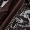 Freequent FQJANNY-JACKET in Mole, een glanzend taupebruin leerlook bomberjacket met ritssluiting en ribboorden.