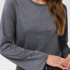 30514652_193924_350 Saint Tropez HagaSZ LS Blouse in Night Sky met ronde hals, lange uitlopende mouwen en een zilverachtige metallic glans.