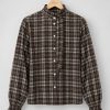Poush-donkerbruine-geruite-ruchesblouse-4x5